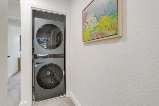 1658 Parkview Green Circle, San Jose CA: https://media.crmls.org/mediaz/741f2fc7-0b02-4702-ab96-f854e61cc04e.jpg