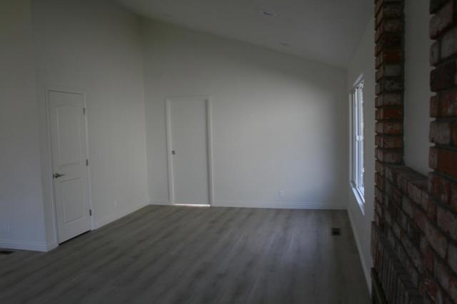 Image 7 of 18 For 7095 Martwood Way