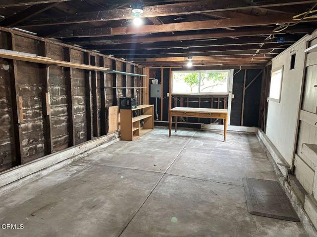 571 S Franklin Street, Fort Bragg CA: https://media.crmls.org/mediaz/742026bf-0c16-472c-bc44-83caecacbc7a.jpg