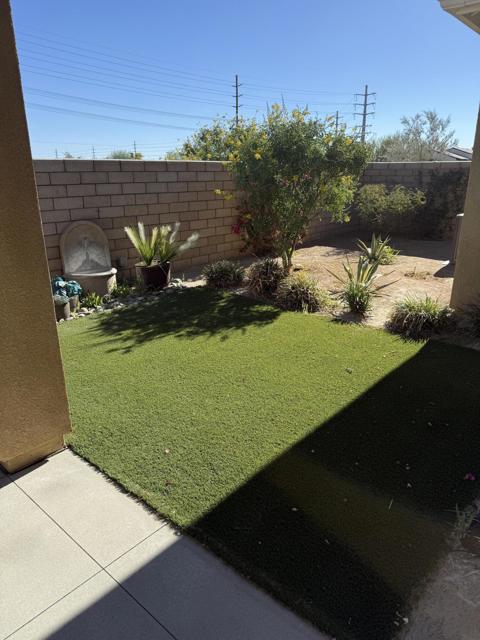 39912 Felicita Parkway, Palm Desert CA: https://media.crmls.org/mediaz/74202829-fec2-4615-b02e-243892ae9569.jpg