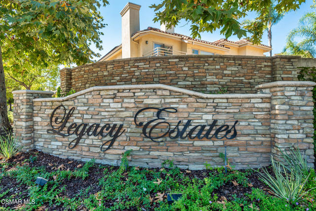 213 Heath Meadow Court, Simi Valley CA: https://media.crmls.org/mediaz/74204e52-241d-4f2c-8472-6c135e210ab9.jpg