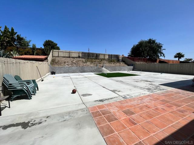 6274 Chadwick Ave, San Diego, California 92139, 3 Bedrooms Bedrooms, ,1 BathroomBathrooms,Single Family Residence,For Sale,Chadwick Ave,250019088SD