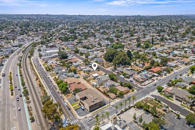 3015 Olive St., Lemon Grove CA: https://media.crmls.org/mediaz/7422358d-285e-4282-a6cc-657e1af6e019.jpg