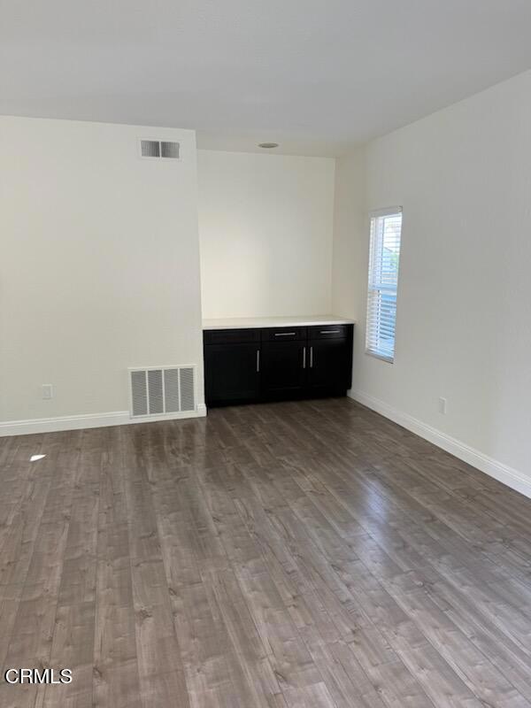 Detail Gallery Image 7 of 18 For 15437 Braun Ct, Moorpark,  CA 93021 - 4 Beds | 2/1 Baths