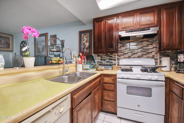 Detail Gallery Image 13 of 46 For 4578 Saviers Rd, Oxnard,  CA 93033 - 2 Beds | 1/1 Baths