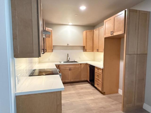 400 San Benito Street, Hollister CA: https://media.crmls.org/mediaz/7423d948-ac23-4ba7-95c7-136d762ca889.jpg