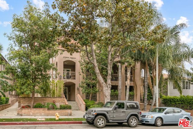 1248 Laurel Avenue, West Hollywood, California 90046, 3 Bedrooms Bedrooms, ,2 BathroomsBathrooms,Condominium,For Sale,Laurel,24395181