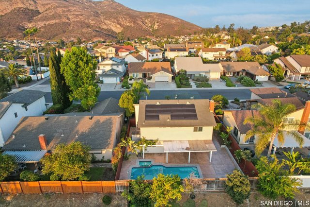7270 Rondel CT, San Diego CA: https://media.crmls.org/mediaz/742407a0-4b93-4512-9800-2d11bc29ab86.jpg