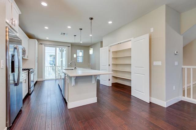 4053 Clare Street, Dublin CA: https://media.crmls.org/mediaz/742408ef-3535-4f0b-98d1-c17303aa6c84.jpg