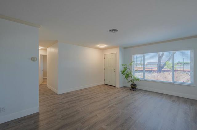 624 Hartnell Street, Salinas CA: https://media.crmls.org/mediaz/7426ae6c-2e8c-4dec-8d5a-31d338b2b9e3.jpg