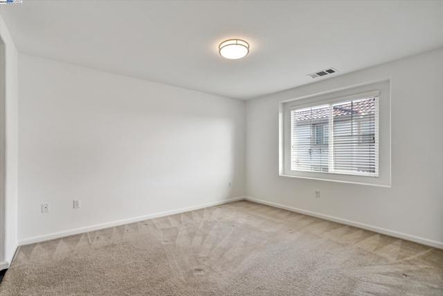 2890 Kew Ave, Livermore CA: https://media.crmls.org/mediaz/74270b5c-ca9b-433d-aaaa-f63288453db1.jpg