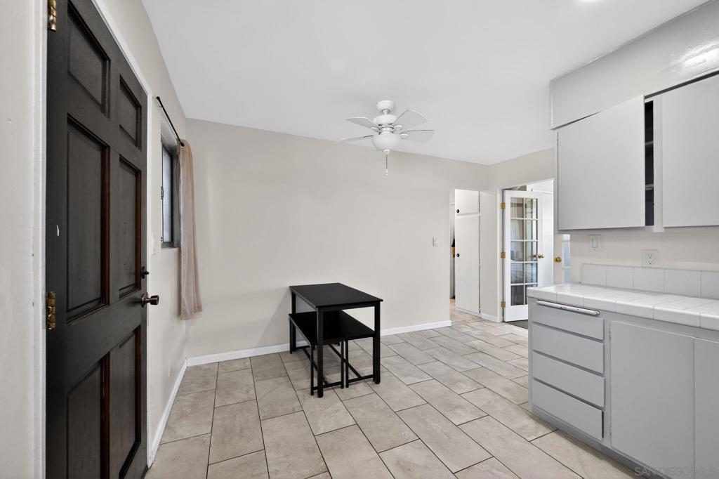 4875 Cole - photo 16