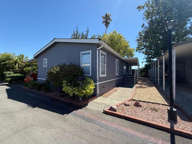 3637 Snell Avenue, San Jose CA: https://media.crmls.org/mediaz/742850eb-4762-4a73-a0e8-8eda440aa8ab.jpg
