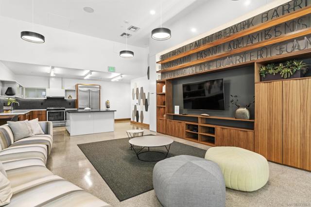 321 10th Ave, San Diego CA: https://media.crmls.org/mediaz/7429dd2e-5b1c-4e7b-986e-7d3f5a578b64.jpg