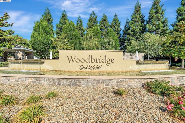 2453 Gardenstone Pl, Manteca CA: https://media.crmls.org/mediaz/742a69ce-c1eb-4e4b-86fe-128b1baf8c83.jpg