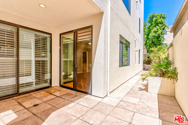 1310 Armacost Avenue, Los Angeles CA: https://media.crmls.org/mediaz/742ad0dc-5994-495c-b49e-e85cc8fac778.jpg