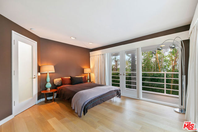 Drew Fenton | 27428 Pacific Coast Highway Malibu CA | MLS: 7336160