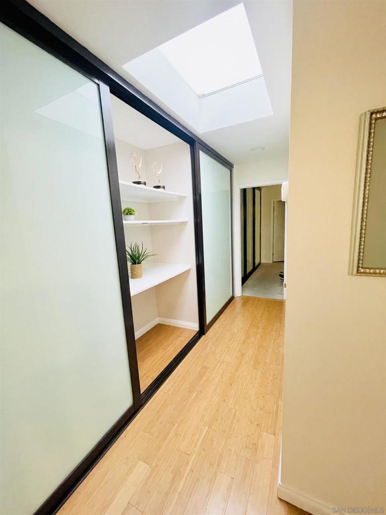 MLS #250039111SD image #5