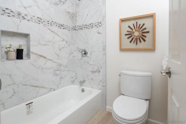 Image 28 of 75 For 12325 Lemoncrest Drive