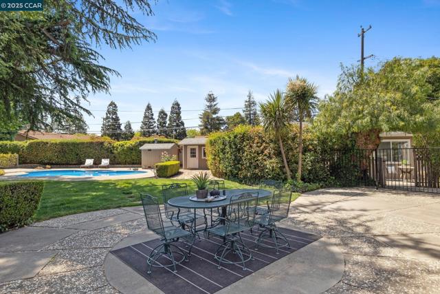 Image 31 of 60 For 3044 Santa Maria Dr