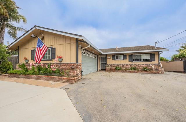 260 Paul Avenue, Salinas CA: https://media.crmls.org/mediaz/742e90dc-2f2b-4c8a-ac4f-81c3c056dc8b.jpg