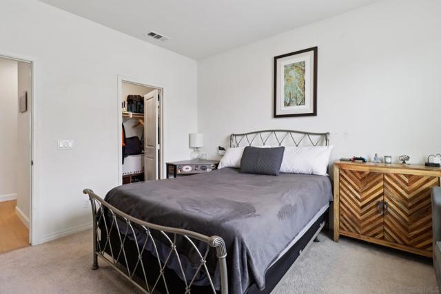 511 Surfbird Ln, Imperial Beach CA: https://media.crmls.org/mediaz/742e9ff4-3901-4465-873b-ac2eb90e35e5.jpg