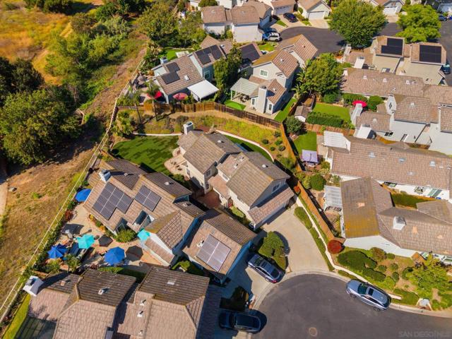 10598 Rancho Carmel Dr, San Diego CA: https://media.crmls.org/mediaz/742eaa6f-bc05-4773-bb56-d748530937a4.jpg