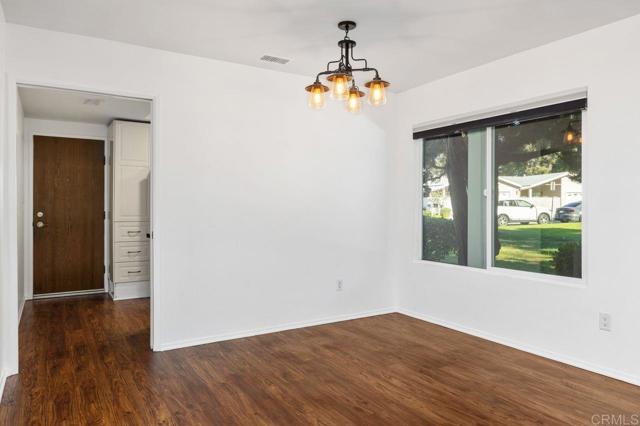 Detail Gallery Image 9 of 37 For 4369 Dowitcher Way, Oceanside,  CA 92057 - 2 Beds | 2 Baths