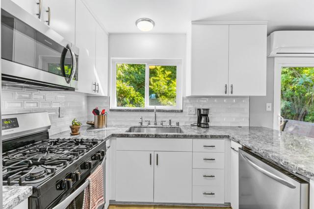 6547 Radcliffe Drive, San Diego CA: https://media.crmls.org/mediaz/74303f9e-b98f-42bf-8609-1284db8c773d.jpg