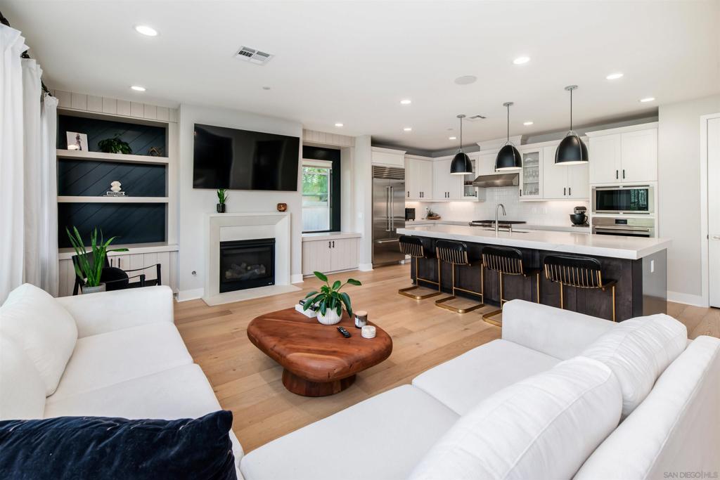 998 Woodhaven - photo 10