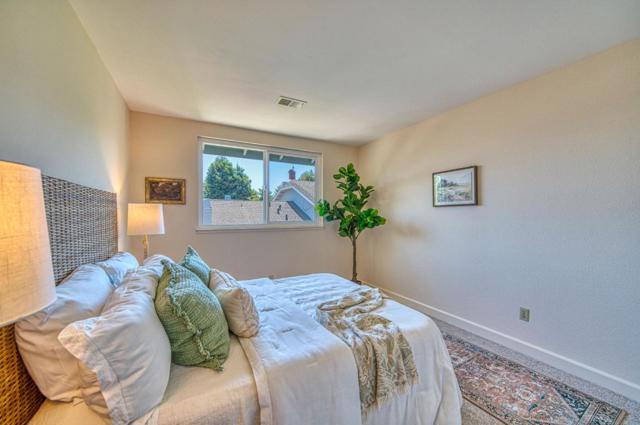294 Barkentine Court, Aptos CA: https://media.crmls.org/mediaz/74313e7d-a38d-4b6b-9cdd-7e069c2b06ca.jpg