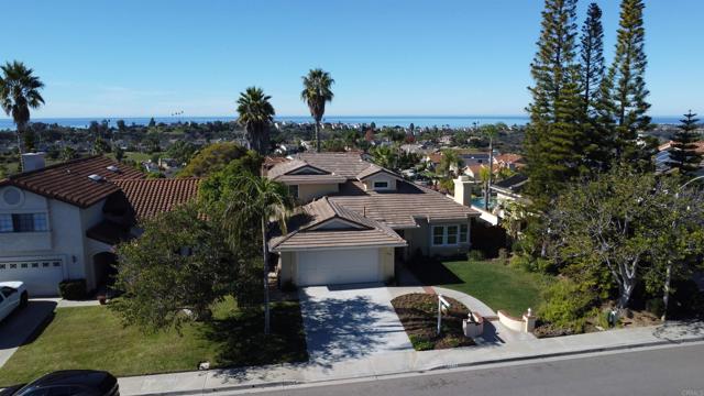 1518 Bella Vista, Encinitas CA: https://media.crmls.org/mediaz/74315ef7-0f3f-44a6-b19c-b576b01a73a4.jpg