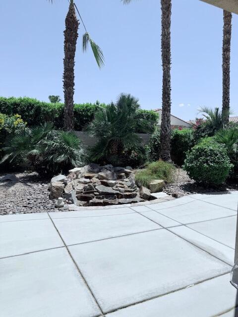 81613 Avendia De Musica, Indio CA: https://media.crmls.org/mediaz/74316db6-a697-439e-86bb-f7bf4393a0f5.jpg
