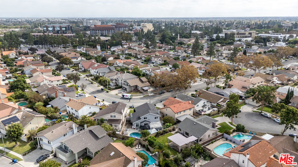 MLS #25610801 image #27