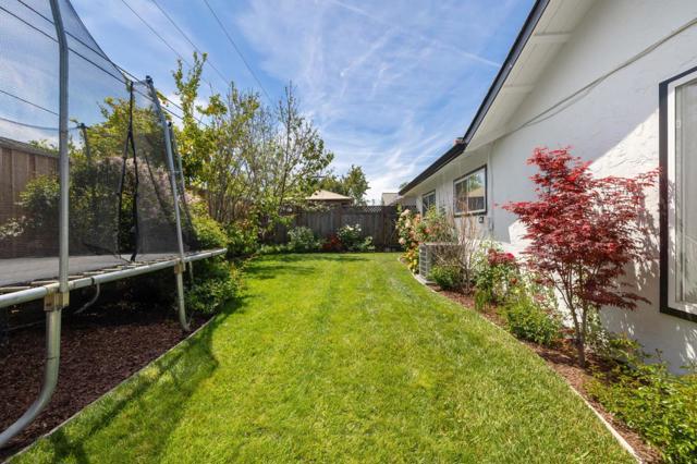 1592 Chambers Drive, San Jose CA: https://media.crmls.org/mediaz/7431dda8-d878-4d3a-99be-c64f77844804.jpg