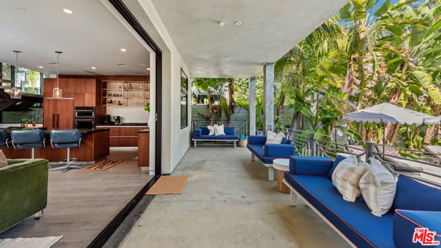 1724 N Sierra Bonita Avenue, Los Angeles CA: https://media.crmls.org/mediaz/743234e8-89c5-45c9-ae6a-5e1927d93bd1.jpg