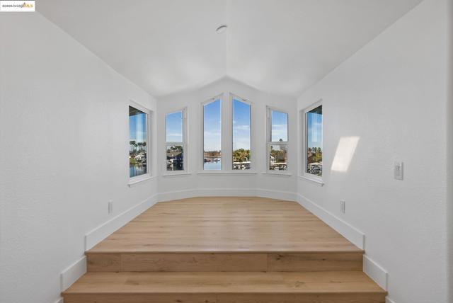 740 Discovery Bay Blvd, Discovery Bay CA: https://media.crmls.org/mediaz/7432538b-0ea4-40f0-af60-17d5c234c223.jpg