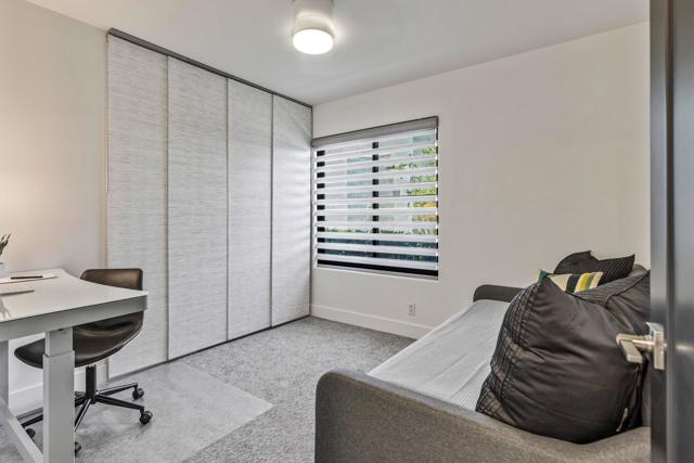 6250 N Paseo De La Palma, Palm Springs CA: https://media.crmls.org/mediaz/74327b43-1298-417e-8e41-cf1e0ac0e132.jpg