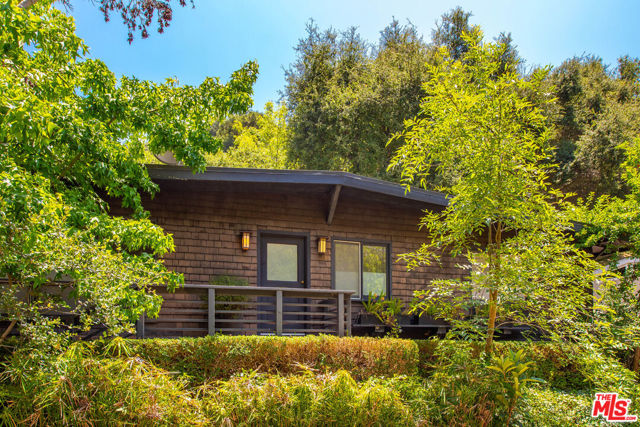 9648 Yoakum Drive, Beverly Hills, California 90210, 2 Bedrooms Bedrooms, 0 ,2 BathroomsBathrooms,Single Family Residence,For Sale,Yoakum,0,25586223