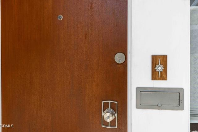 Detail Gallery Image 10 of 57 For 2421 C St, Bakersfield,  CA 93301 - 2 Beds | 2 Baths