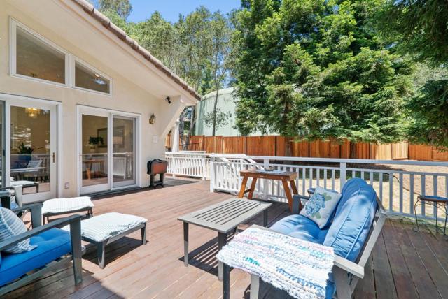 29 Kite Hill Road, Santa Cruz CA: https://media.crmls.org/mediaz/74352f2c-fefe-4c46-8e6c-68c3c06b10f7.jpg
