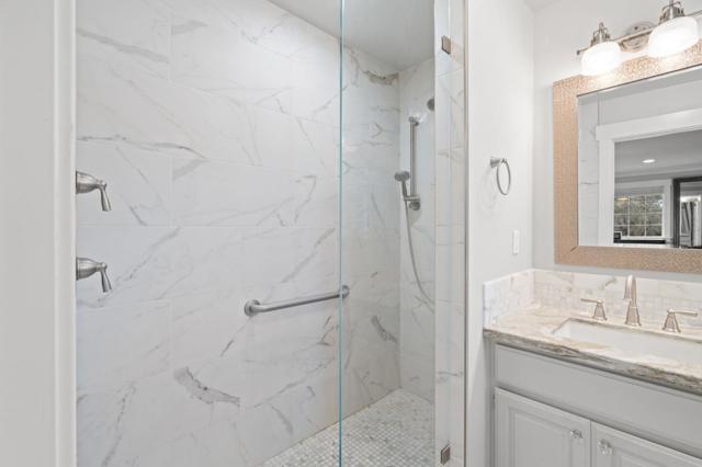 2985 Roop Road, Gilroy CA: https://media.crmls.org/mediaz/74357edf-0afb-4cbe-946a-4da9ce66b2b2.jpg