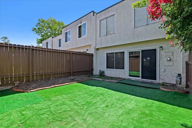 Image 32 of 38 For 6325 Dinamica Way