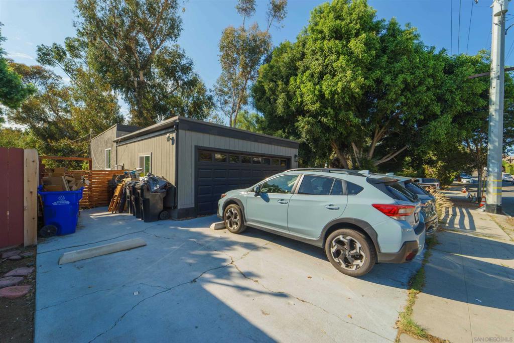 MLS #250040908SD image #12