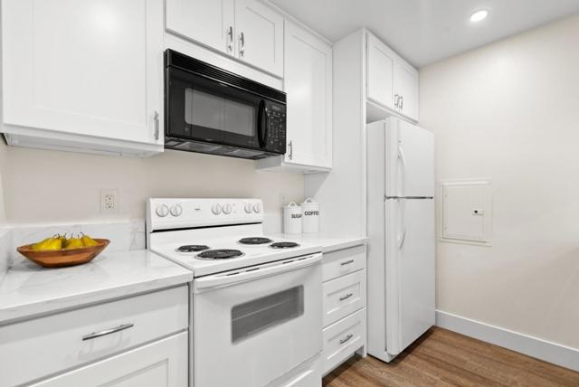 350 N 1st Street, Campbell CA: https://media.crmls.org/mediaz/743762f0-3baf-4e99-842d-08331440bbe6.jpg