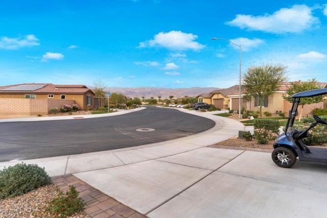 85647 Veneto Lane, Indio CA: https://media.crmls.org/mediaz/7437f32e-d236-4bd9-923d-ff7368188ba6.jpg