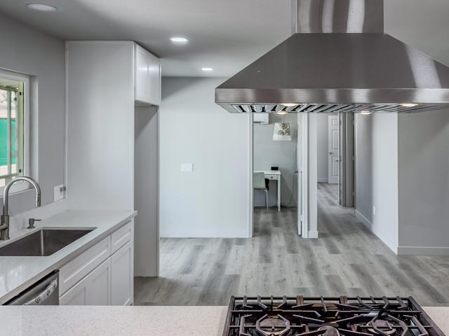 88 Dunes Circle, Cathedral City CA: https://media.crmls.org/mediaz/743826f6-315c-4a46-8b64-79b5c6df5b7f.jpg