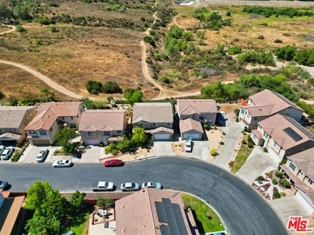 12512 Valley Vista Way, Sylmar CA: https://media.crmls.org/mediaz/74384316-1411-4751-bdfd-1f038ffce323.jpg