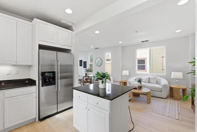 247 Peppermint Tree Terrace, Sunnyvale CA: https://media.crmls.org/mediaz/74384d54-61eb-45c0-b8c2-51c5dbecdb78.jpg