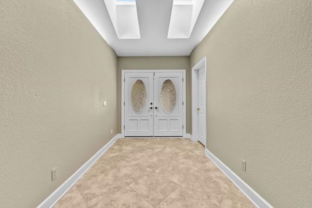 33140 Lilac Road, Valley Center CA: https://media.crmls.org/mediaz/74392b8a-4ed1-4a41-ad6a-c4aaffaa5589.jpg